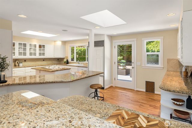 10710 NE 190th Street, Bothell, WA 98011