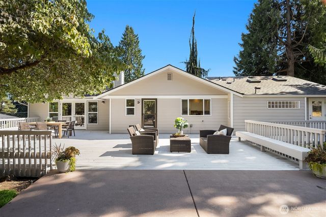 10710 NE 190th Street, Bothell, WA 98011