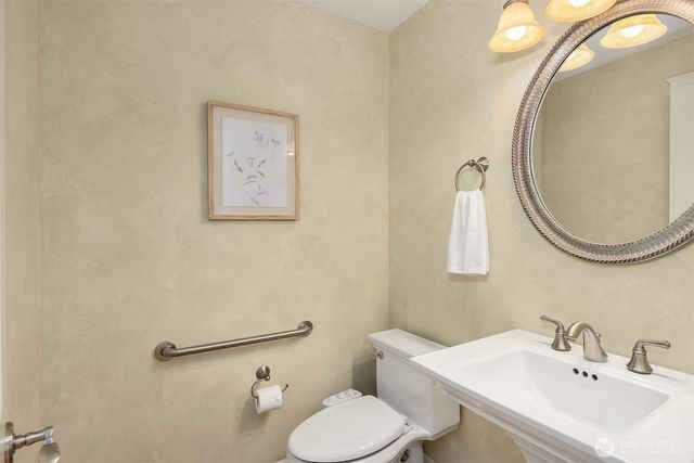10710 NE 190th Street, Bothell, WA 98011