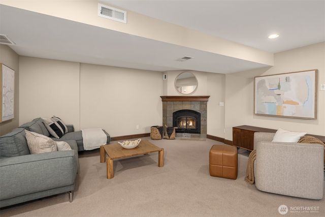 10710 NE 190th Street, Bothell, WA 98011
