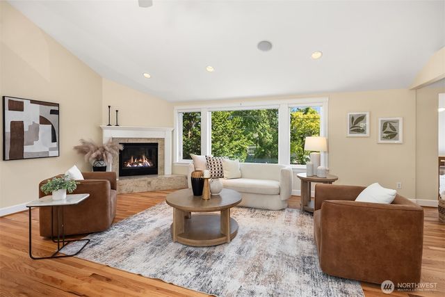 10710 NE 190th Street, Bothell, WA 98011