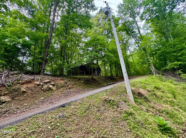 2340 Avon Circle, Sevierville, TN 37876
