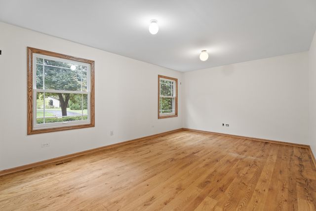 1914 Spring Dale Drive, Spring Grove, IL 60081