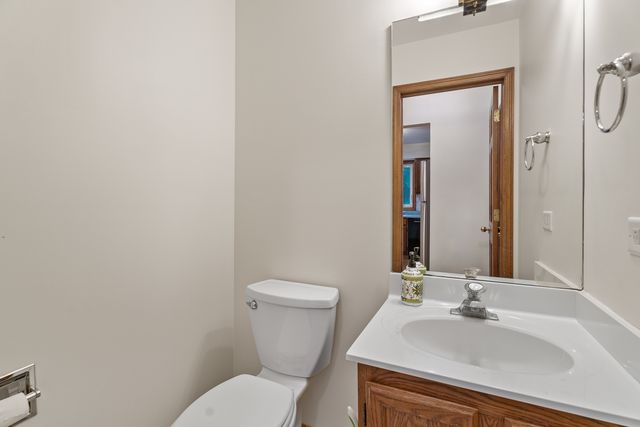 1914 Spring Dale Drive, Spring Grove, IL 60081