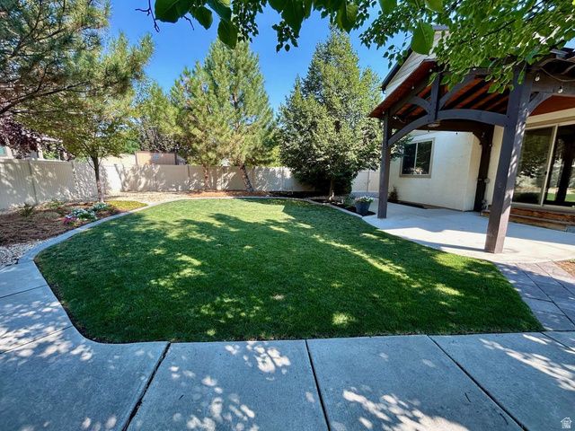 13144 S BRICKSHIRE LN, Herriman, UT 84096