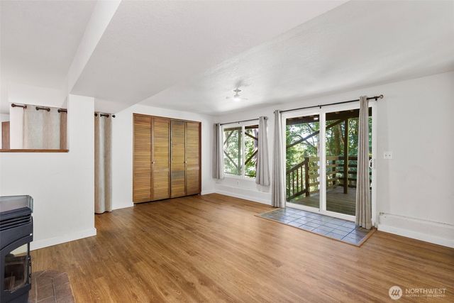 960 NE Melanie Court, Bremerton, WA 98311