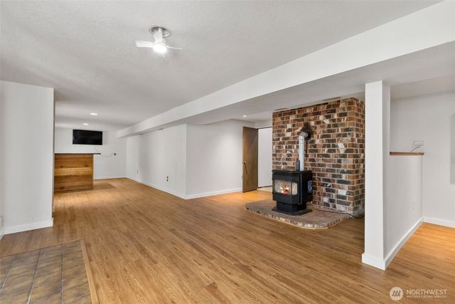 960 NE Melanie Court, Bremerton, WA 98311