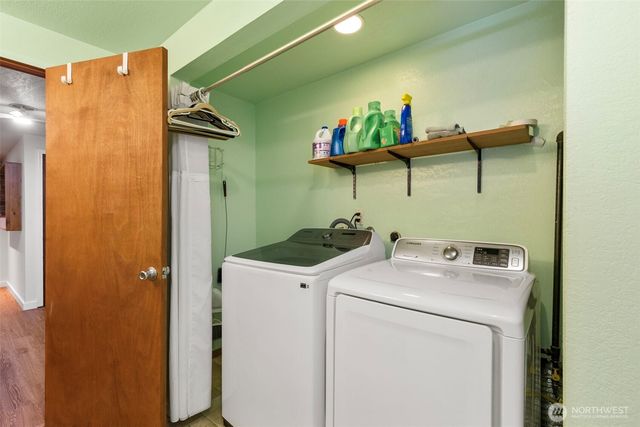 960 NE Melanie Court, Bremerton, WA 98311