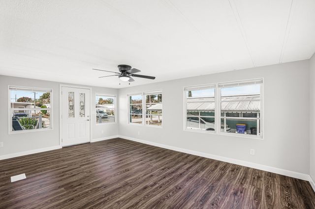 8301 SE Skylark Avenue, Hobe Sound, FL 33455