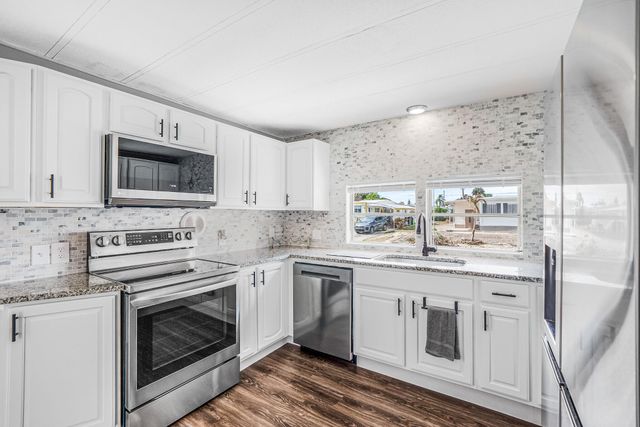 8301 SE Skylark Avenue, Hobe Sound, FL 33455