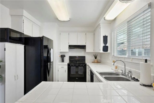 1478 Dyer, Corona, CA 92882