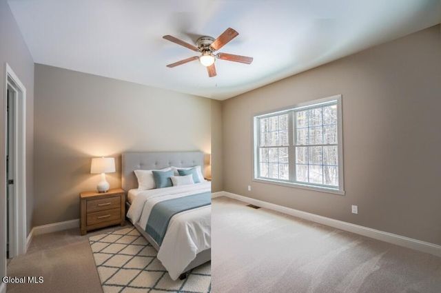 6 Wolfe Road, Queensbury, NY 12804