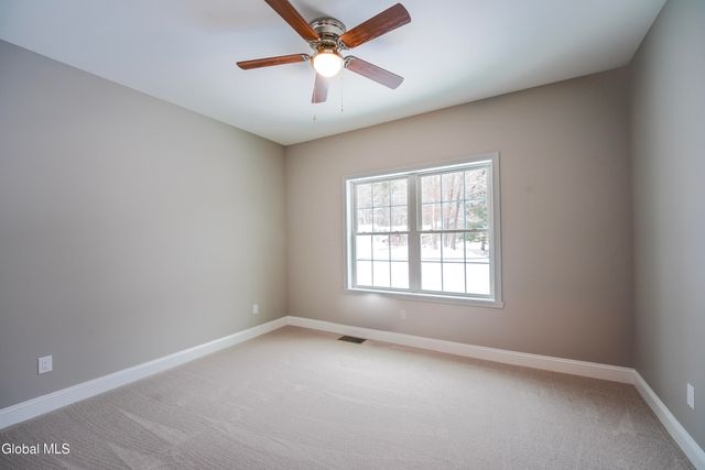 6 Wolfe Road, Queensbury, NY 12804