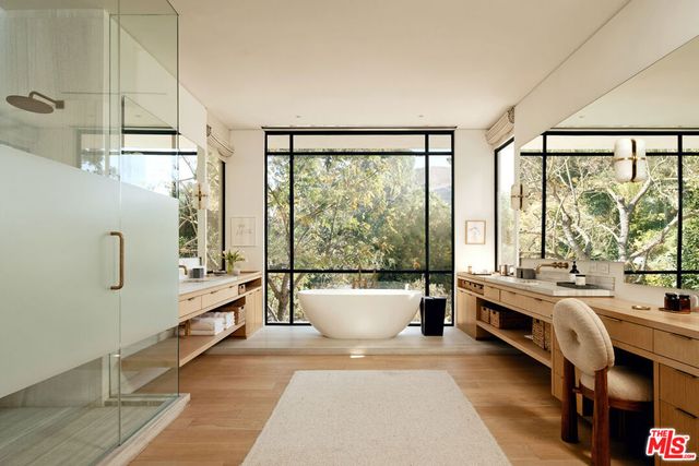 9509 Heather Road, Beverly Hills, CA 90210