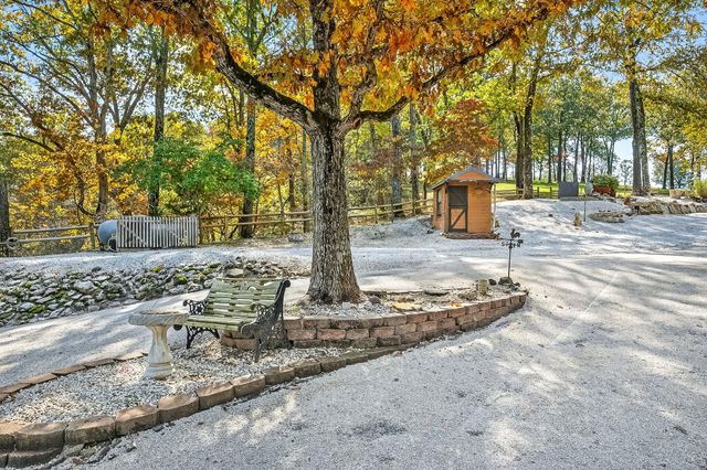 3378 Warner Road, Crane, MO 65633