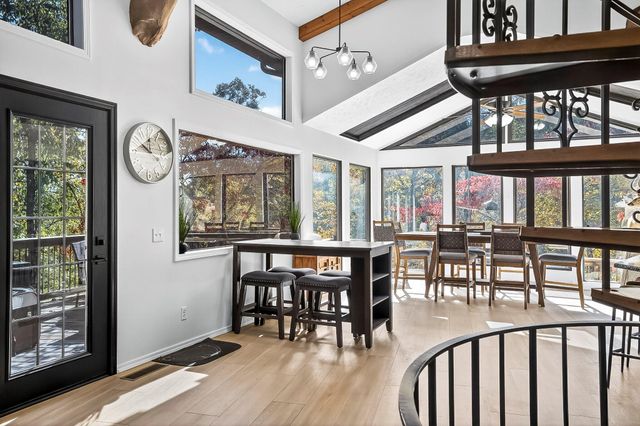 3378 Warner Road, Crane, MO 65633