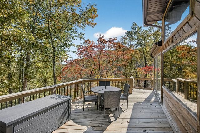 3378 Warner Road, Crane, MO 65633