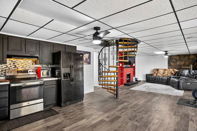 3378 Warner Road, Crane, MO 65633