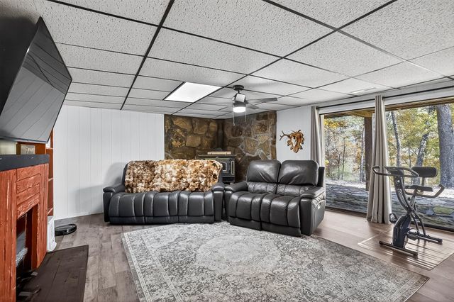 3378 Warner Road, Crane, MO 65633