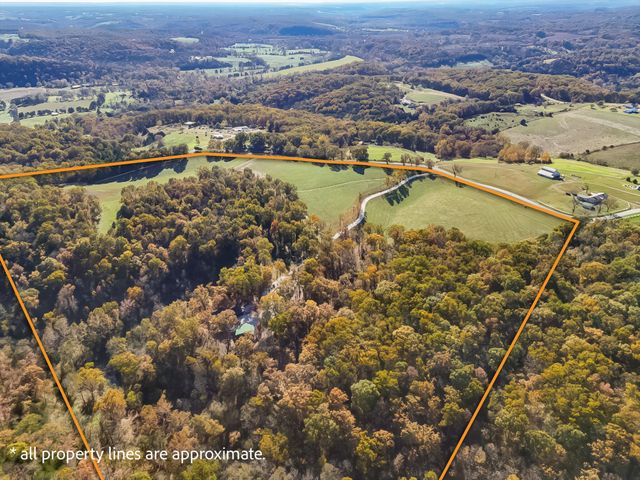 3378 Warner Road, Crane, MO 65633