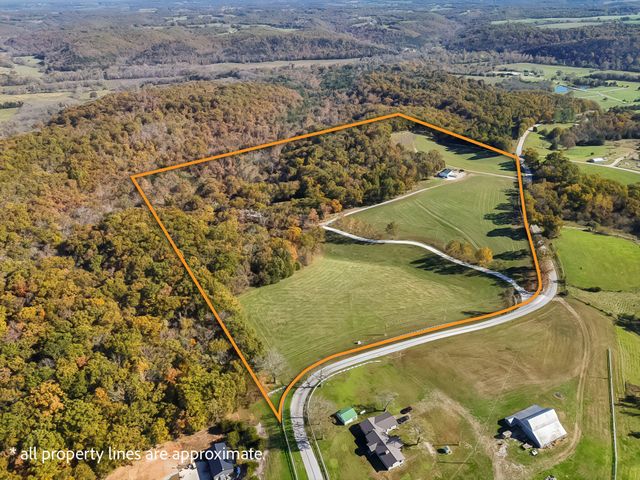 3378 Warner Road, Crane, MO 65633