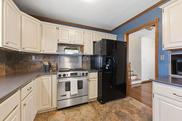 310 S Herschel Ave, Wichita, KS 67209