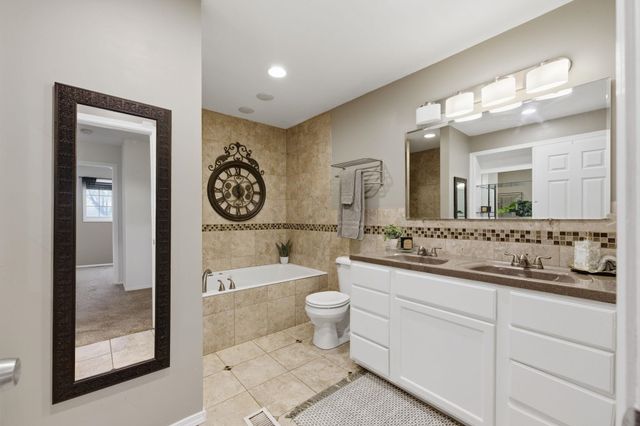 310 S Herschel Ave, Wichita, KS 67209