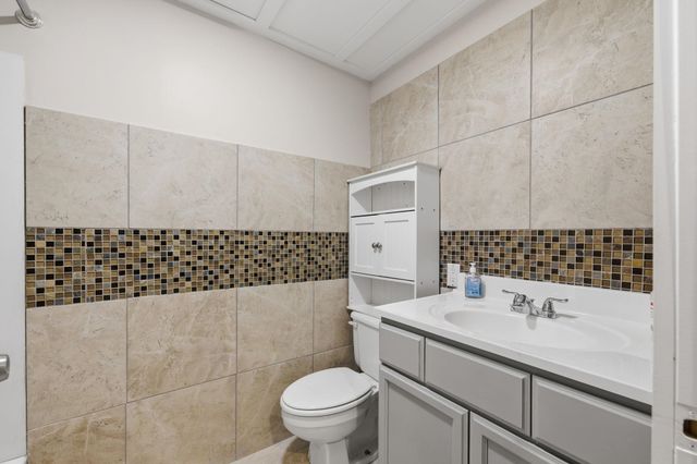 310 S Herschel Ave, Wichita, KS 67209