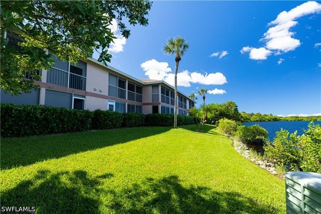 1015 Mainsail DR 103, Naples, FL 34114