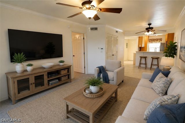 1015 Mainsail DR 103, Naples, FL 34114