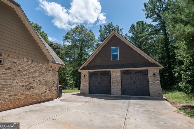155 Chantilly Lane, Fayetteville, GA 30215