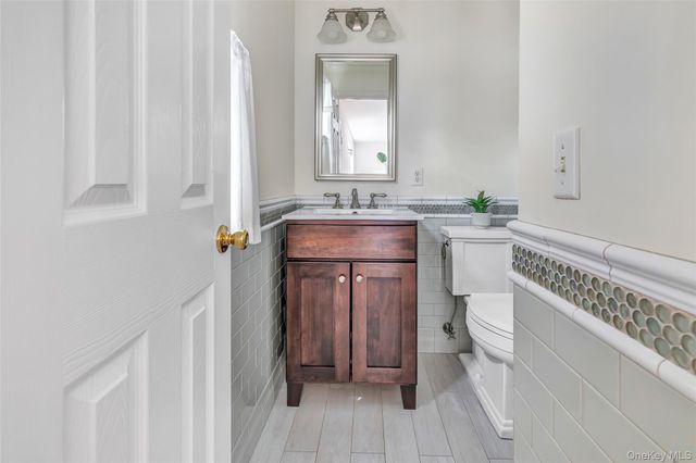 15 Brookside Lane, Harrison, NY 10528