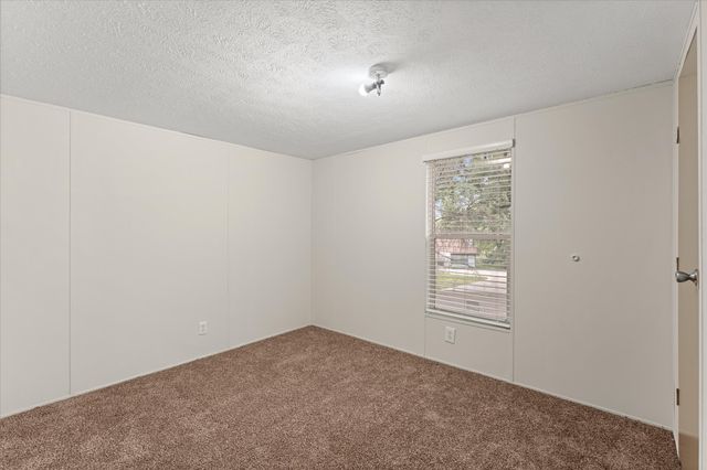 210 Ben Lacy Drive, Gun Barrel City, TX 75156