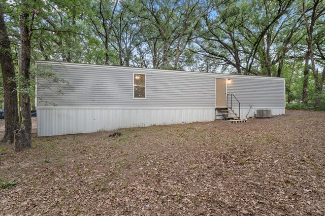 210 Ben Lacy Drive, Gun Barrel City, TX 75156