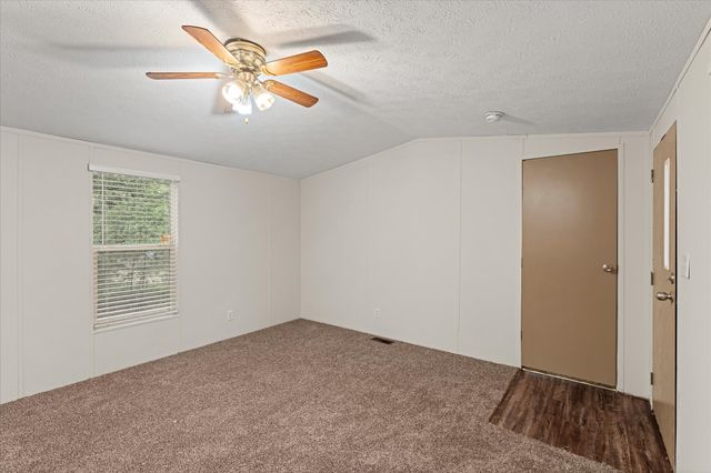 210 Ben Lacy Drive, Gun Barrel City, TX 75156