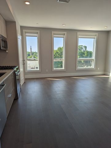 3193 Washington St. 407, Boston, MA 02130