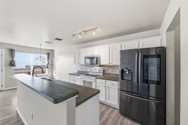 2316 Kingsway Drive, Arlington, TX 76012