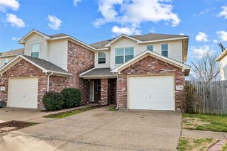 2316 Kingsway Drive, Arlington, TX 76012