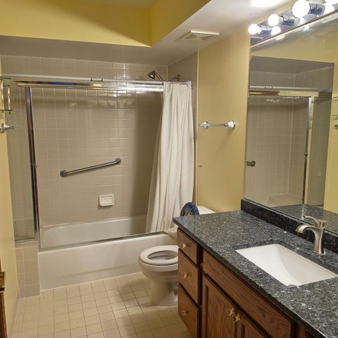 5360 N Lowell Avenue 510, Chicago, IL 60630