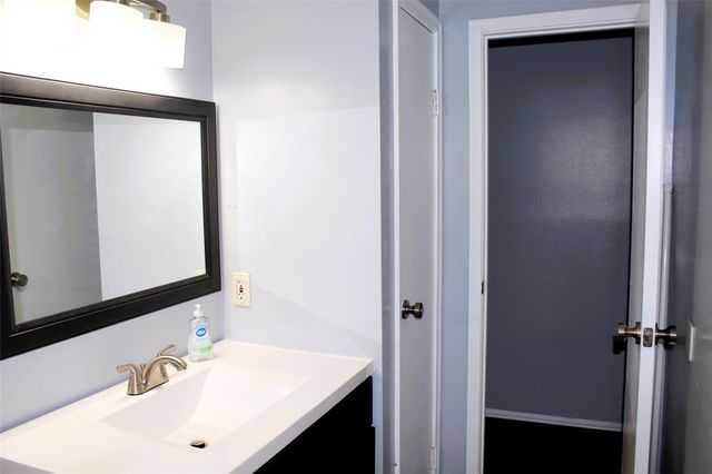 1217 Brookhollow Drive, Deer Park, TX 77536