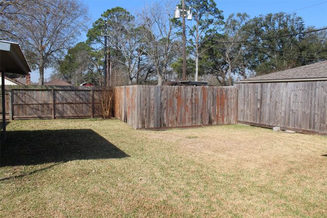 1217 Brookhollow Drive, Deer Park, TX 77536