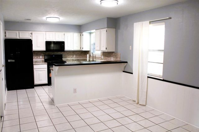 1217 Brookhollow Drive, Deer Park, TX 77536