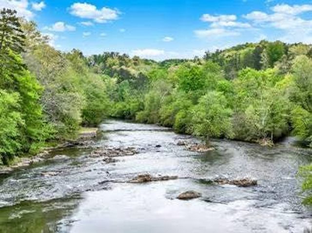 529 10th Street, Ellijay, GA 30540