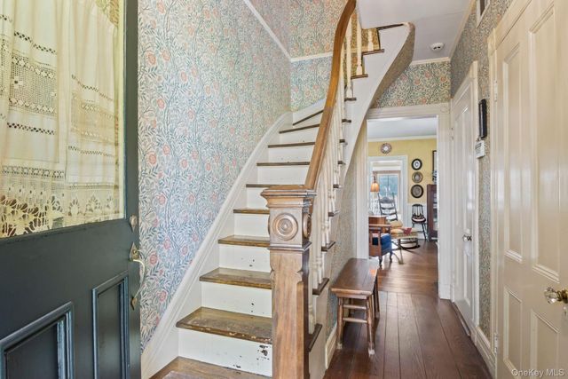 131 Bayview Avenue, Northport, NY 11768