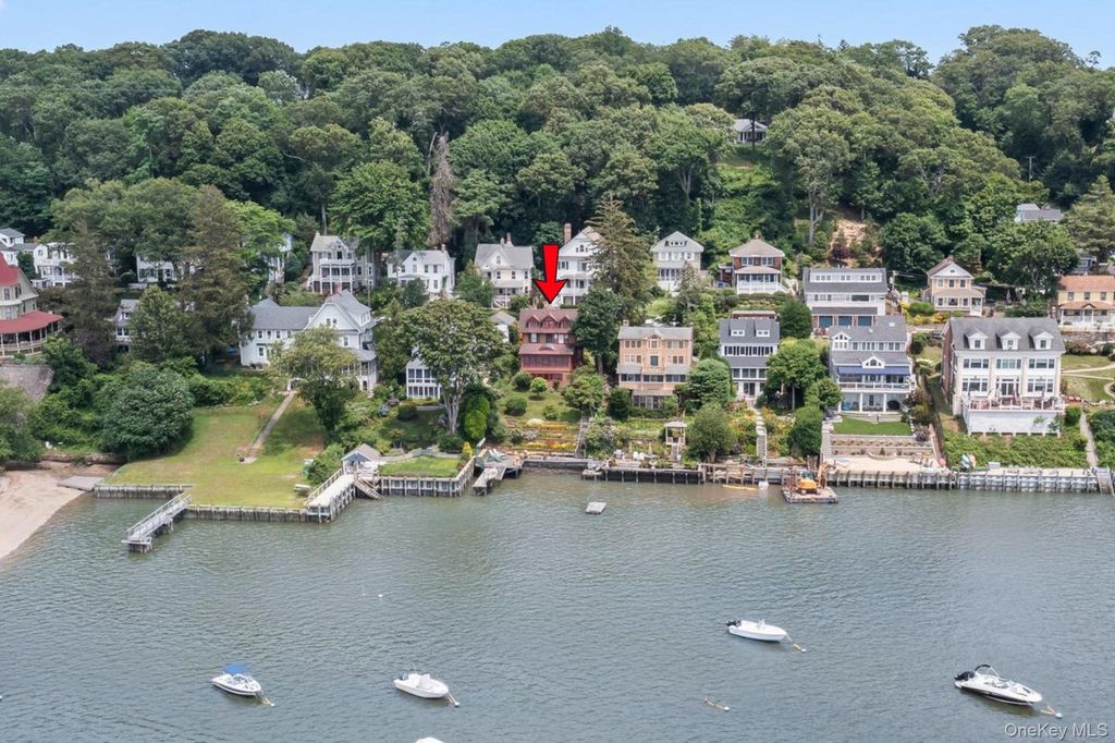 131 Bayview Avenue, Northport, NY 11768