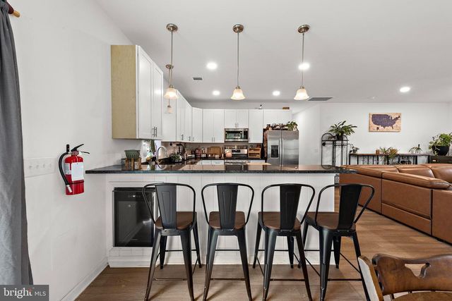 413 S GREEN STREET, Tuckerton, NJ 08087