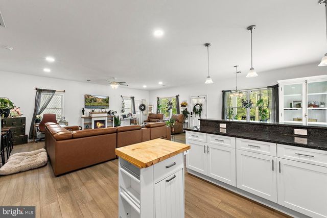 413 S GREEN STREET, Tuckerton, NJ 08087