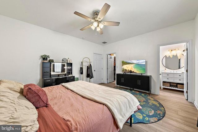413 S GREEN STREET, Tuckerton, NJ 08087