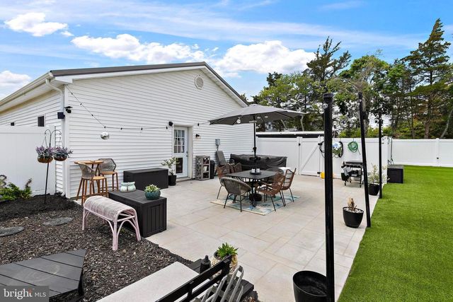 413 S GREEN STREET, Tuckerton, NJ 08087