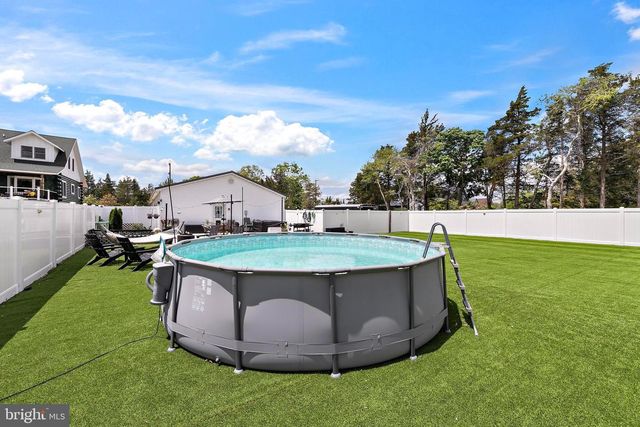 413 S GREEN STREET, Tuckerton, NJ 08087